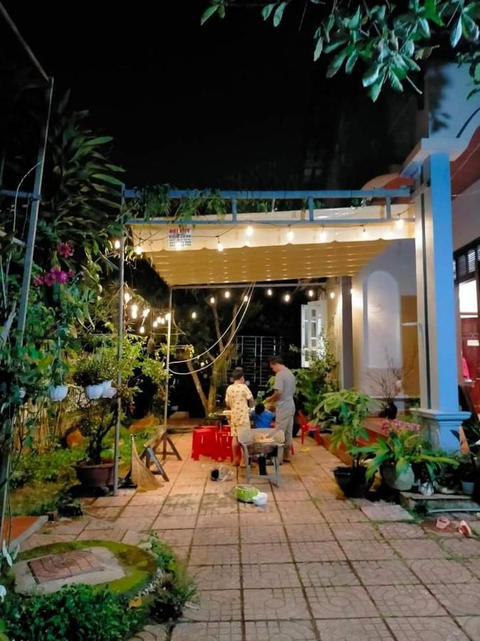 Ly'S Homestay Gia Nghia Exteriör bild