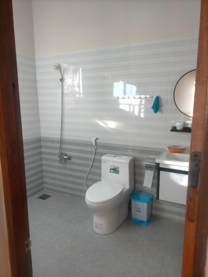 Ly'S Homestay Gia Nghia Exteriör bild