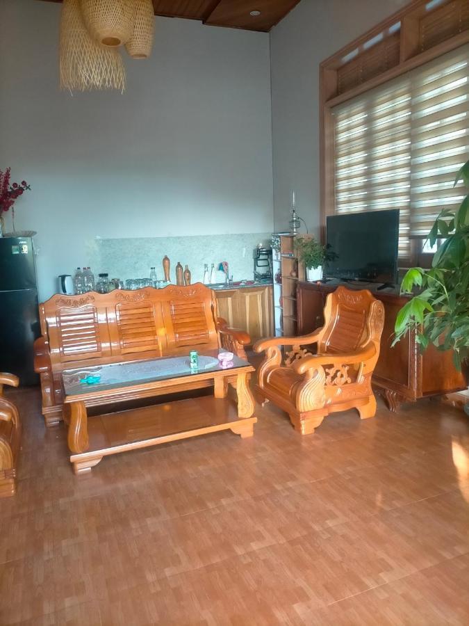 Ly'S Homestay Gia Nghia Exteriör bild